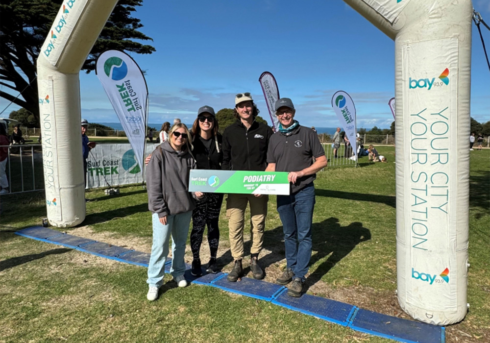 Surf coast trek 2024 group photo outside